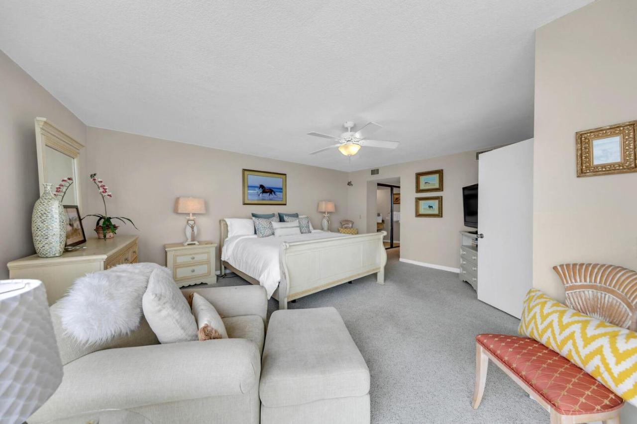 Mainsail 131 - Beachfront 2Br With Free Seasonal Beach Service دستين المظهر الخارجي الصورة