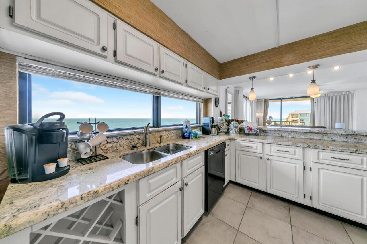 Mainsail 131 - Beachfront 2Br With Free Seasonal Beach Service دستين المظهر الخارجي الصورة